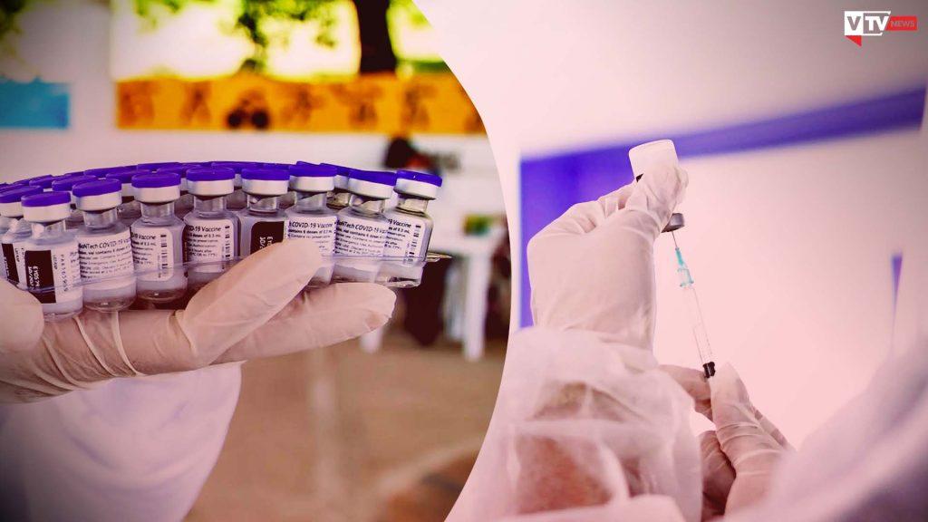 Esperti Usa chiedono di aggiornare le etichette dei vaccini Pfizer e Moderna con i dati su sicurezza ed efficacia