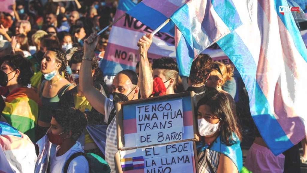 Spagna, falsa disforia di genere: trans pentita fa causa al sistema sanitario